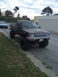 1990 Toyota Pickup Extended Cab (2 doors)